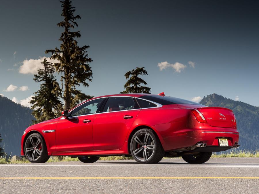  Jaguar XJR 2013 года  (US) (фото 3 из 16)